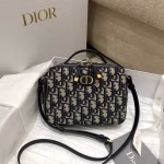 Dior 30 Montaigne Box Bag In Blue Dior Oblique Jacquard - Image 6