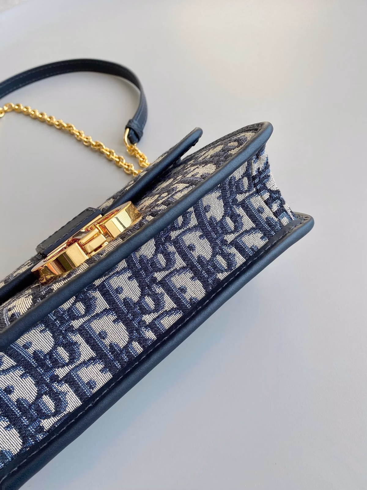 Dior 30 Montaigne East-West Bag with Chain in Blue Oblique Jacquard - Image 9