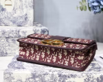 Dior 30 Montaigne Bag In Burgundy Oblique Jacquard Canvas - Image 7