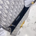 Dior 30 Montaigne Bag In Grey Oblique Jacquard Canvas - Image 7