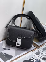 Dior Men's Mini Saddle Messenger Bag In Black Grained Calfskin - Image 5