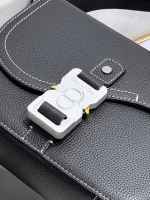 Dior Men's Mini Saddle Messenger Bag In Black Grained Calfskin - Image 9