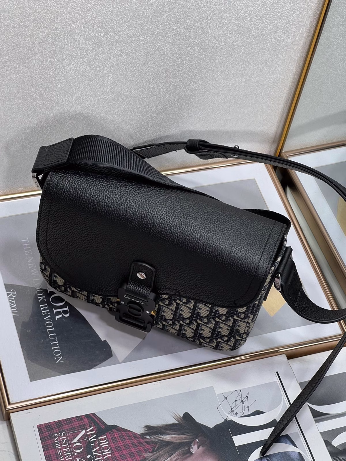 Dior Men's Mini Saddle Messenger Bag in Oblique Jacquard and Calfskin - Image 6
