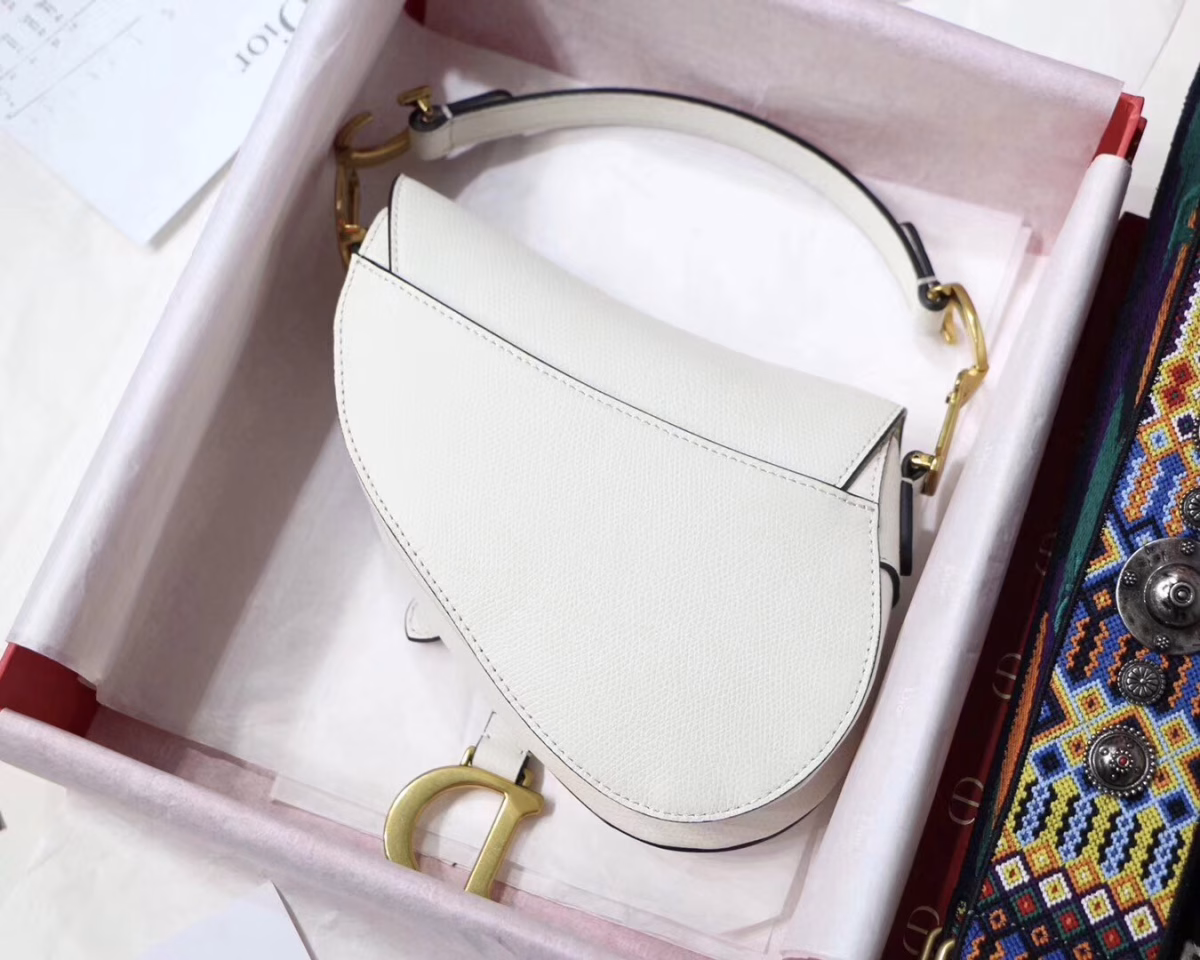 Dior Mini Saddle Bag In White Grained Calfskin - Image 2