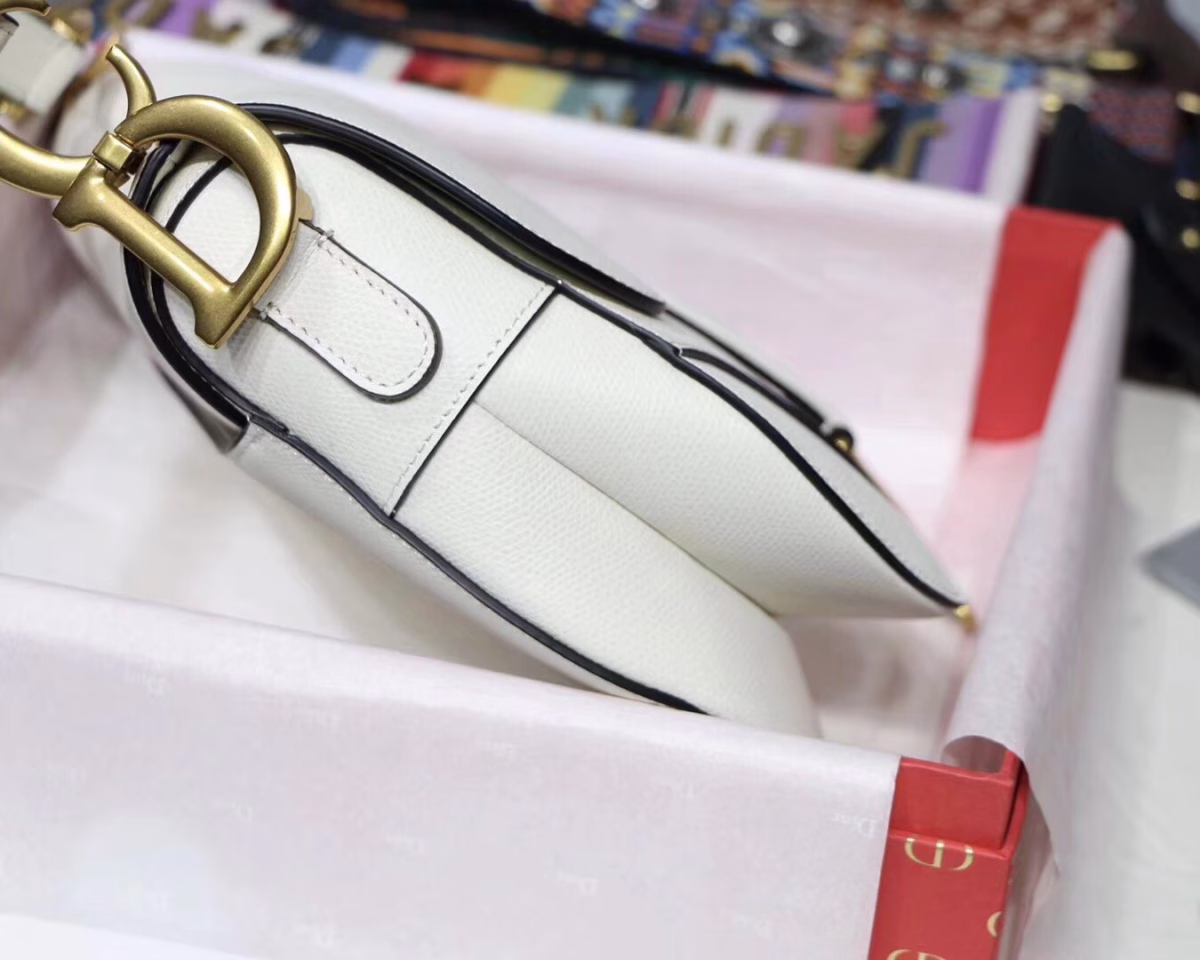 Dior Saddle Bag In White Grained Calfskin - Image 4