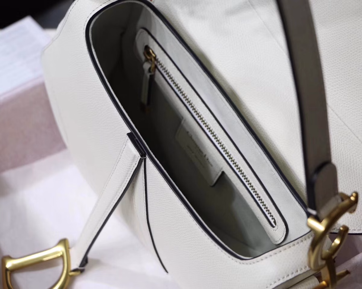 Dior Saddle Bag In White Grained Calfskin - Image 5