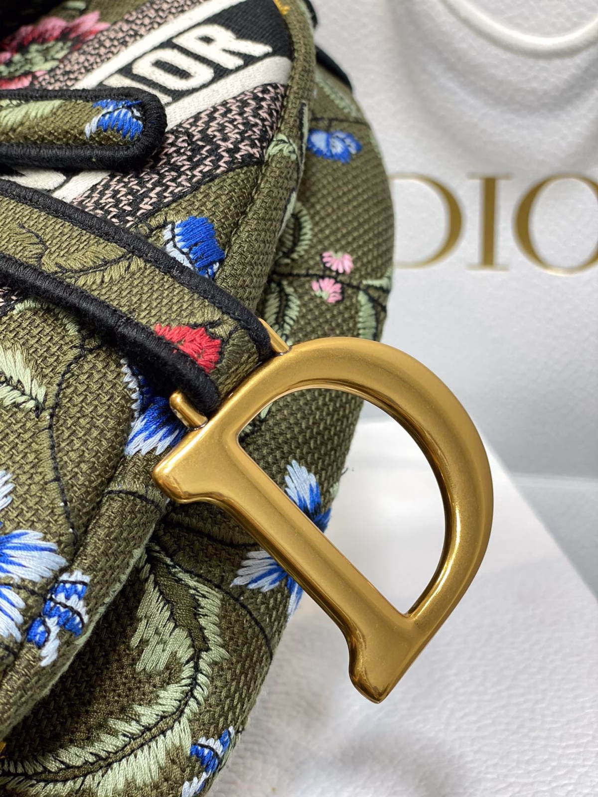 Dior Saddle Bag In Green Multicolor Dior Petites Fleurs Embroidery - Image 10