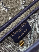 Dior Saddle Bag In Green Multicolor Dior Petites Fleurs Embroidery - Image 5