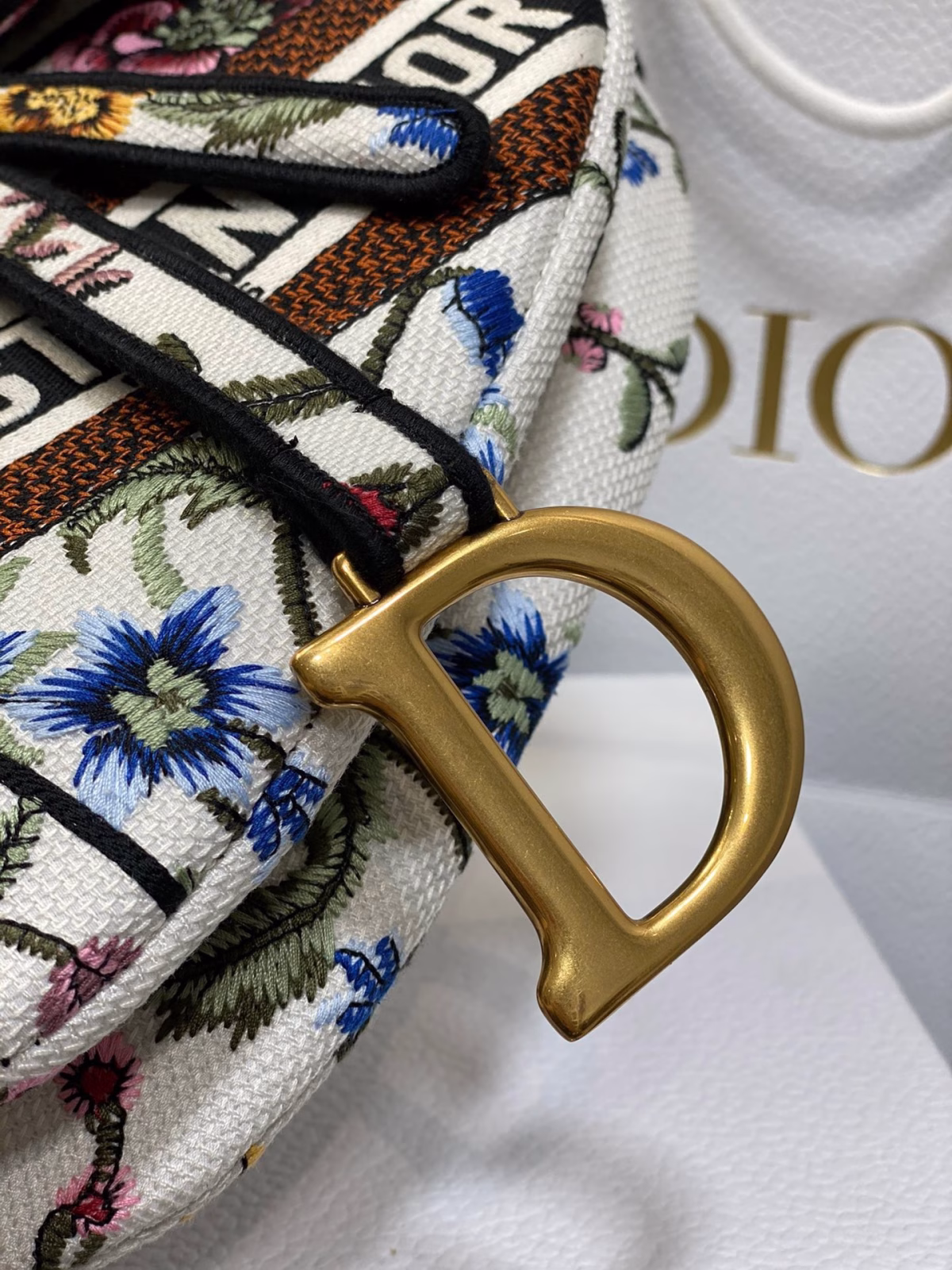 Dior Saddle Bag In White Multicolor Dior Petites Fleurs Embroidery - Image 10