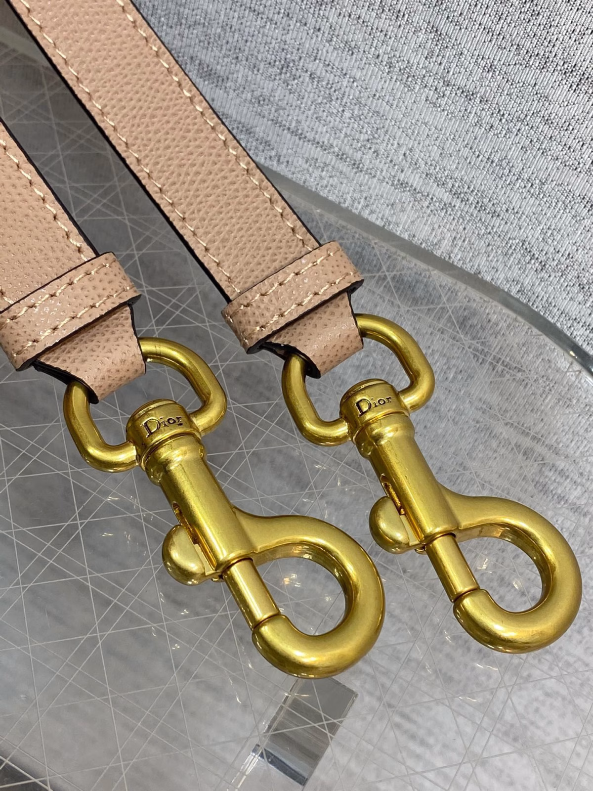 Dior Saddle Bag with Strap in Blush Grained Calfskin - Image 2