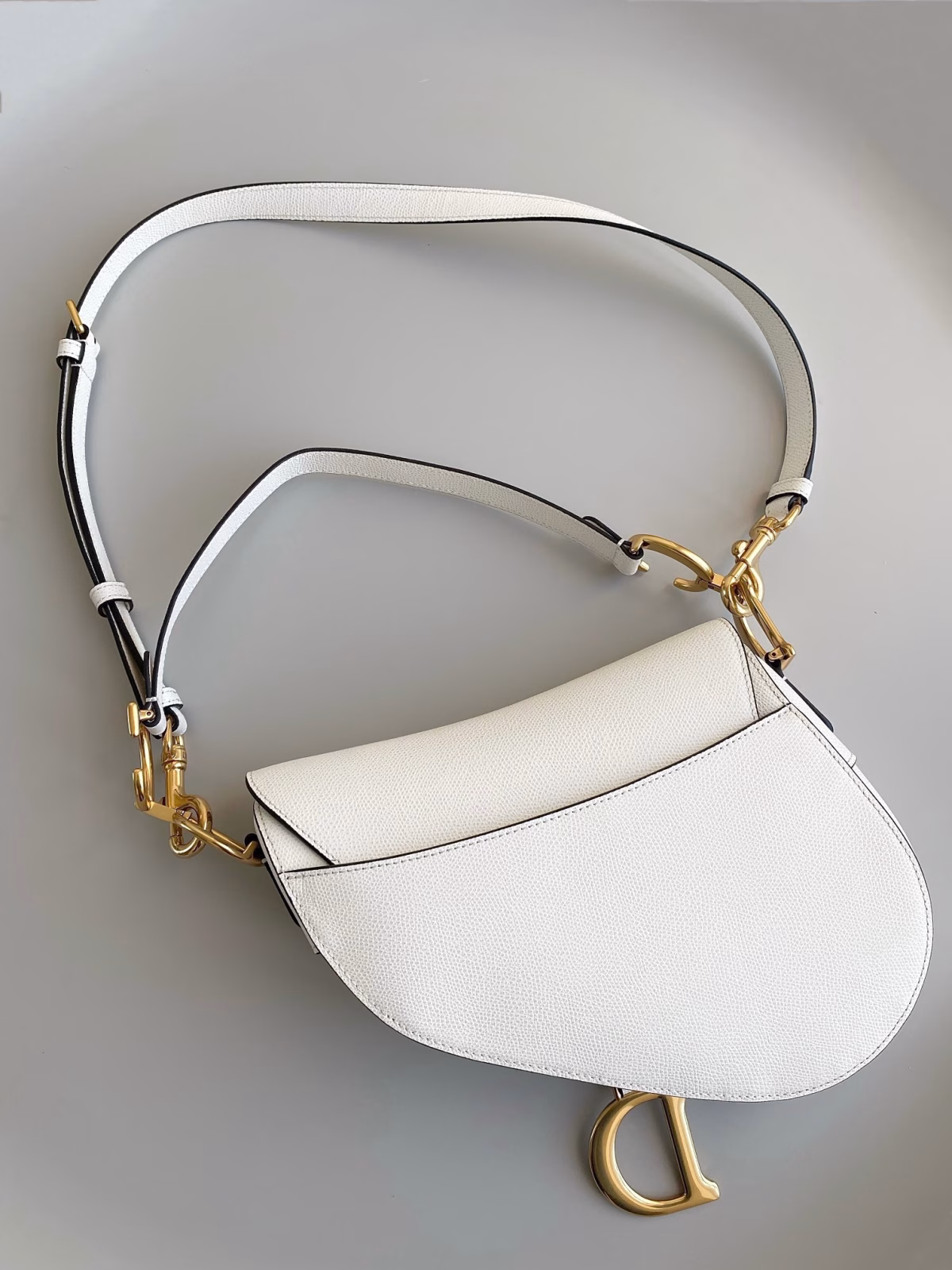 Dior Saddle Bag with Strap in White Grained Calfskin - Image 7