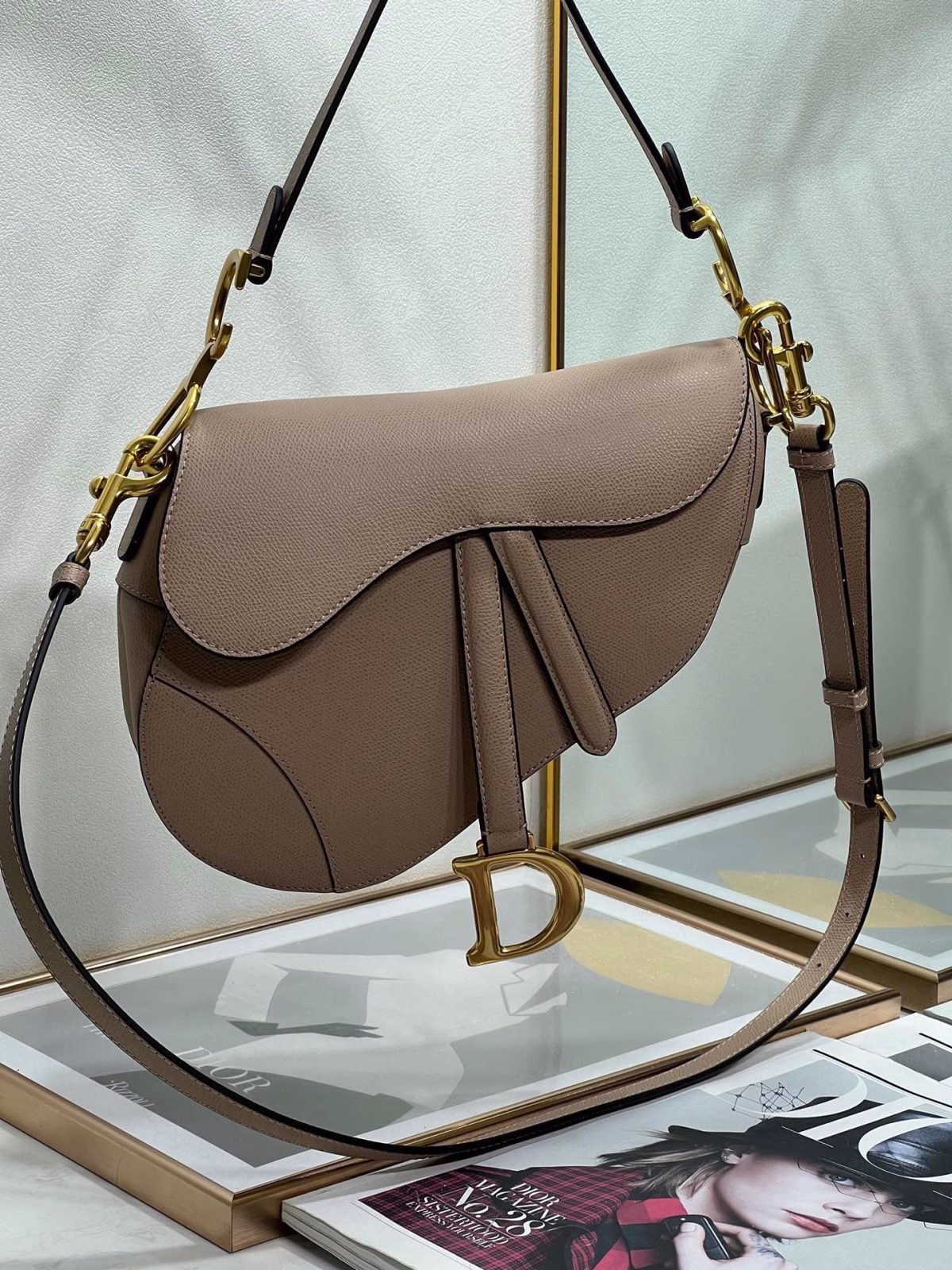 Dior Saddle Bag with Strap in Warm Taupe Grained Calfskin - Image 6