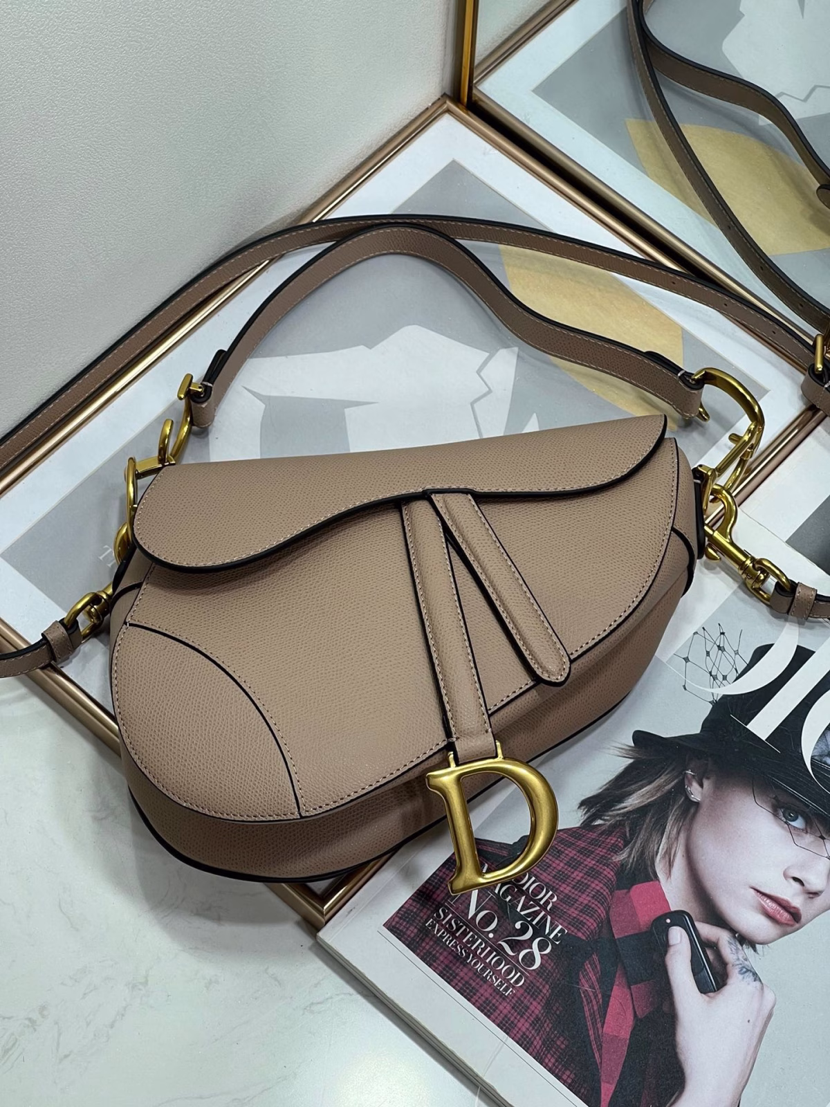 Dior Saddle Bag with Strap in Warm Taupe Grained Calfskin - Image 2