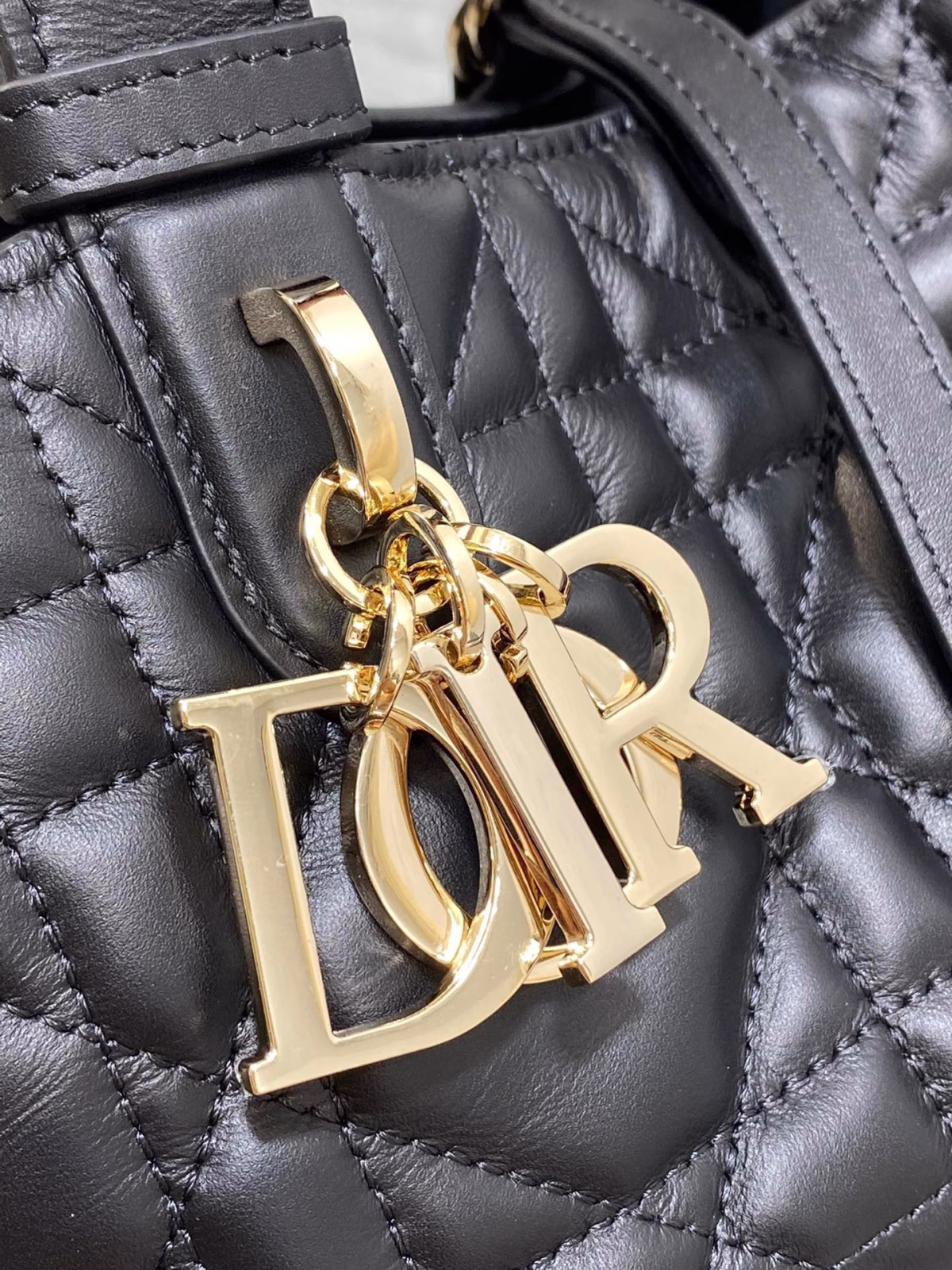 Dior Toujours Small Bag in Black Macrocannage Calfskin - Image 5