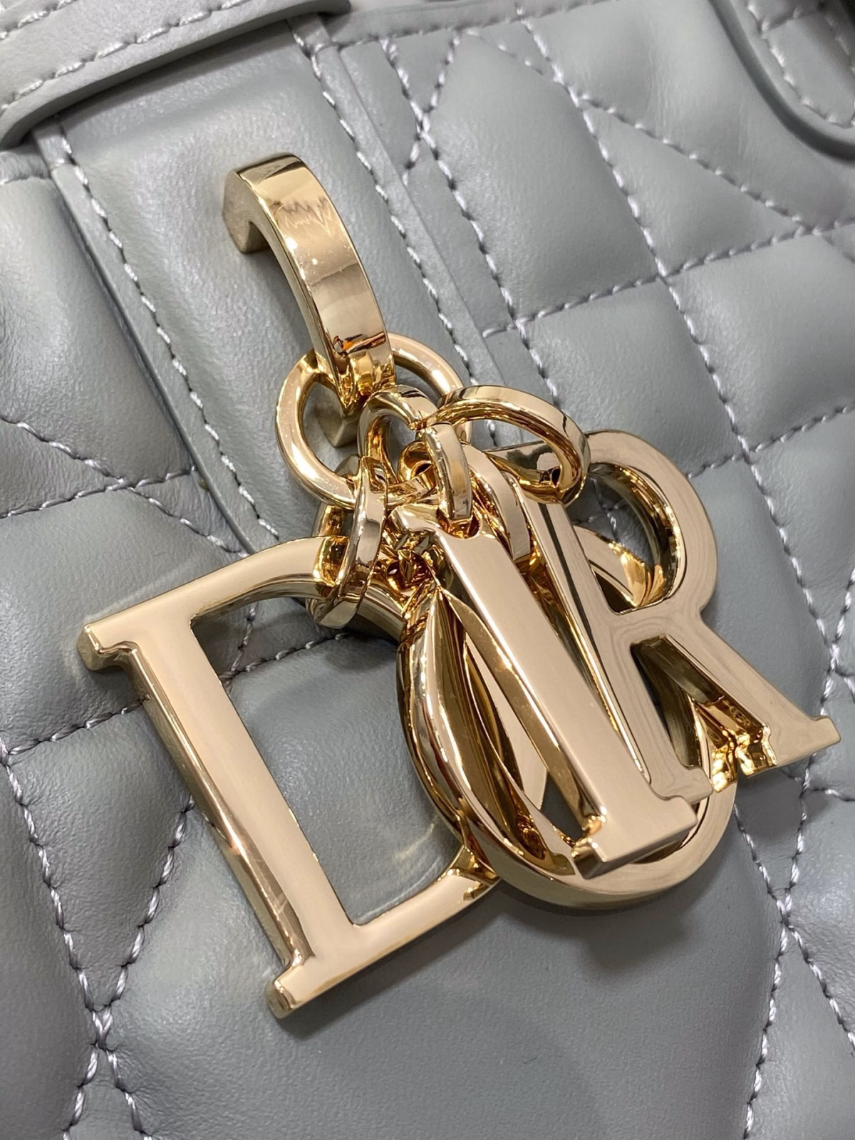 Dior Toujours Medium Bag in Beige Macrocannage Calfskin - Image 8