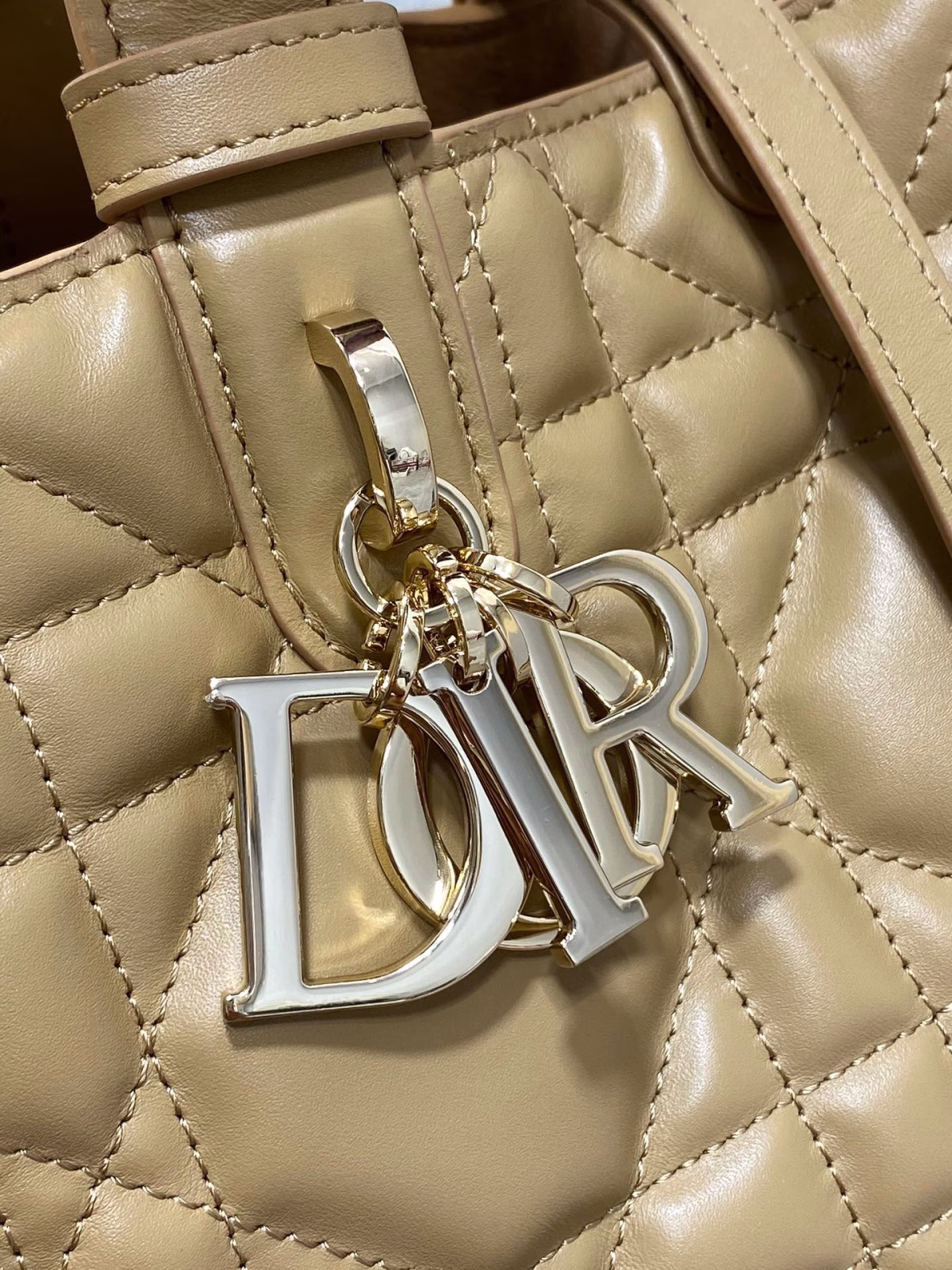 Dior Toujours Medium Bag in Tan Macrocannage Calfskin - Image 3