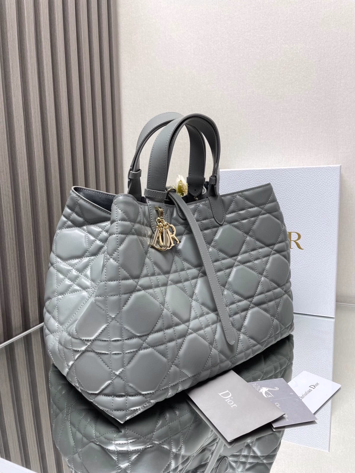 Dior Toujours Large Bag in Grey Macrocannage Calfskin - Image 2