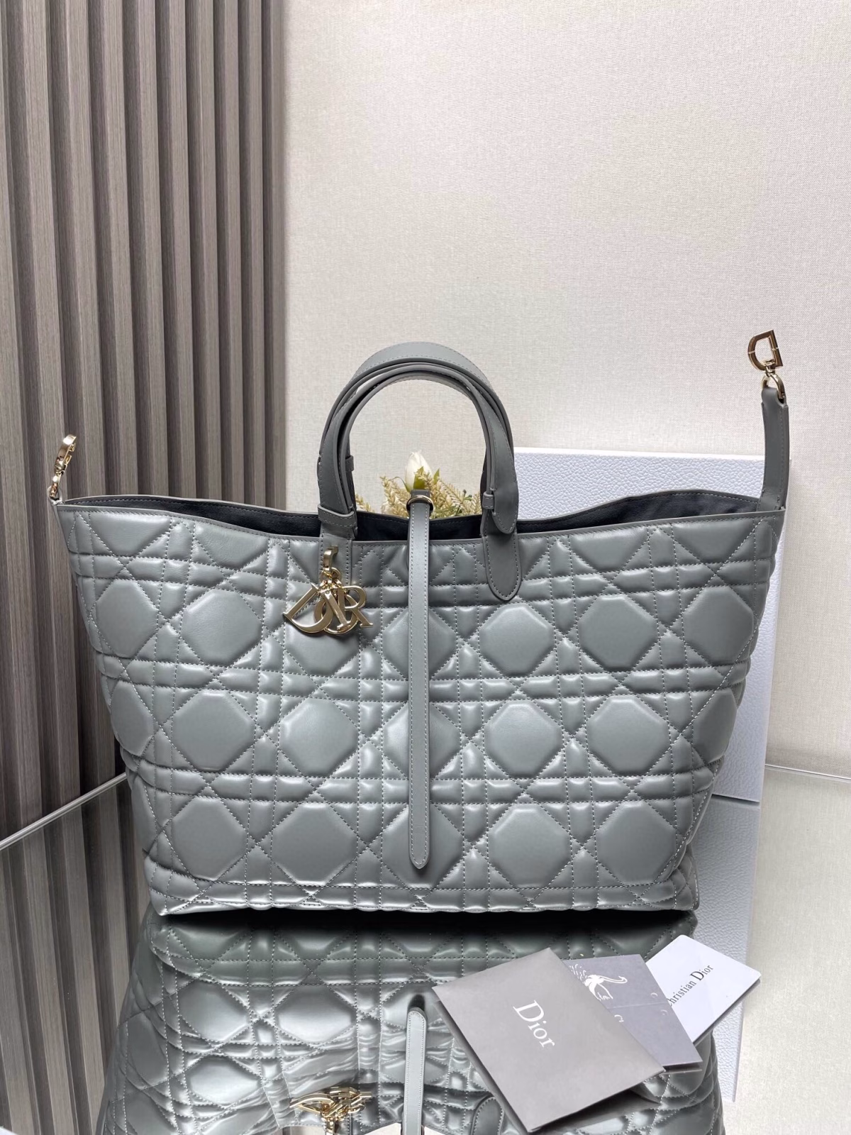 Dior Toujours Large Bag in Grey Macrocannage Calfskin - Image 8