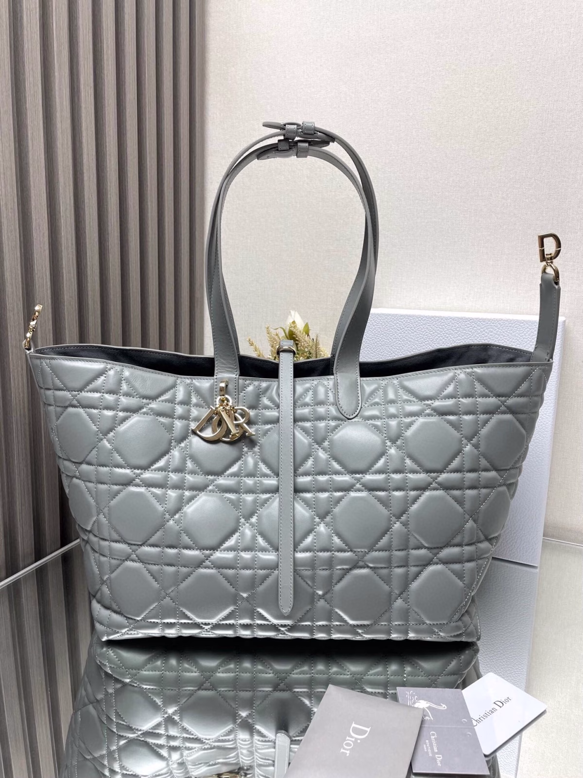 Dior Toujours Large Bag in Grey Macrocannage Calfskin - Image 5