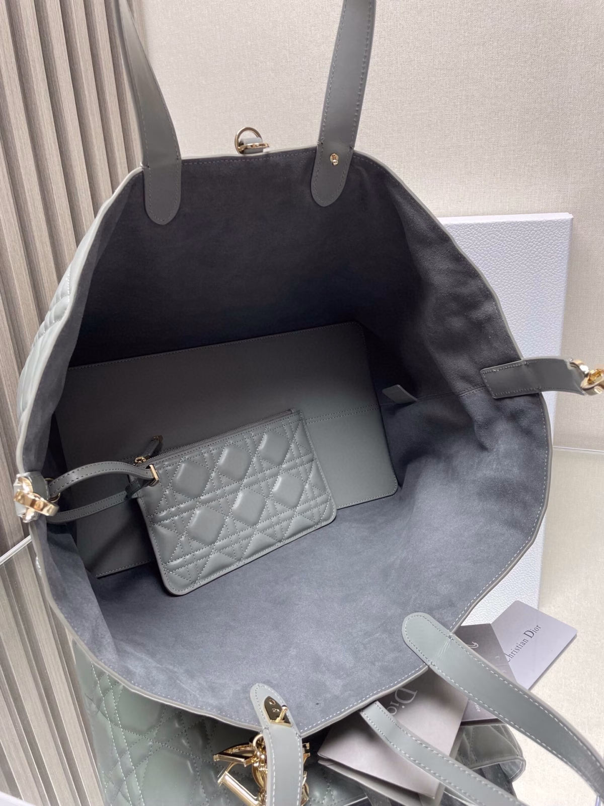Dior Toujours Large Bag in Grey Macrocannage Calfskin - Image 3