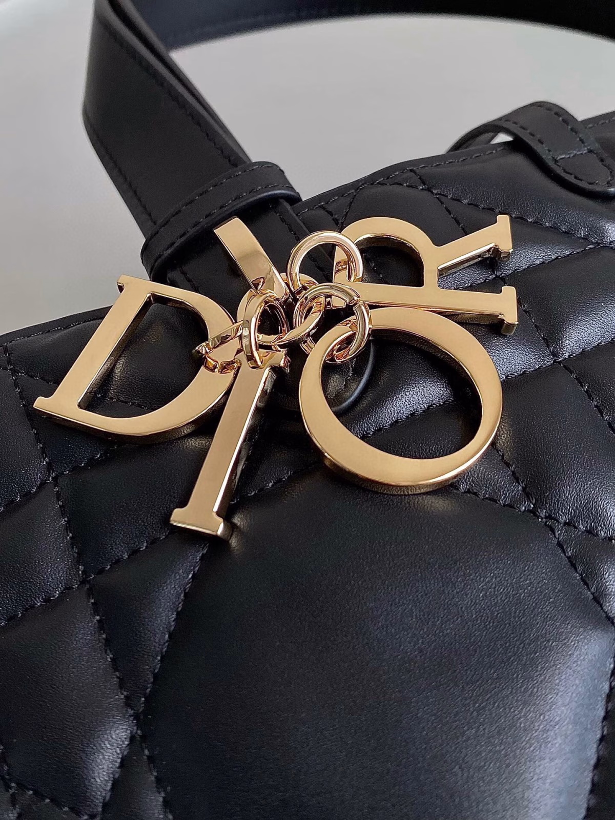 Dior Toujours Large Bag in Black Macrocannage Calfskin - Image 3