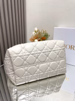 Dior Toujours Large Bag in White Macrocannage Calfskin - Image 9