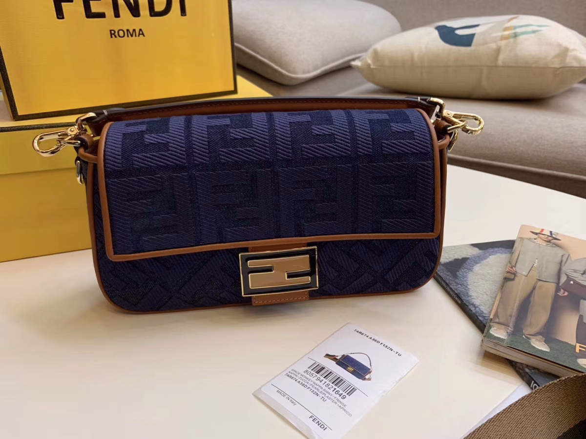 Fendi Baguette Medium Bag In Blue Denim - Image 8