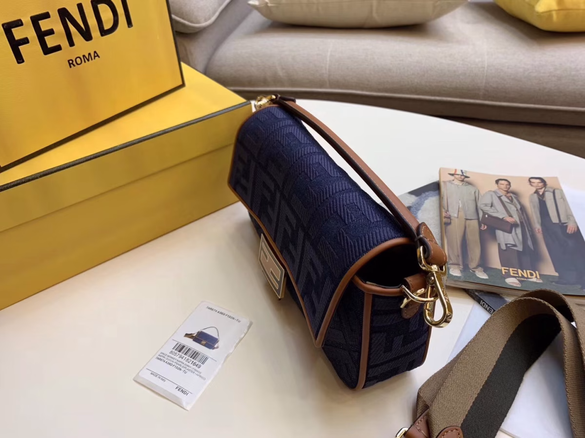 Fendi Baguette Medium Bag In Blue Denim - Image 6