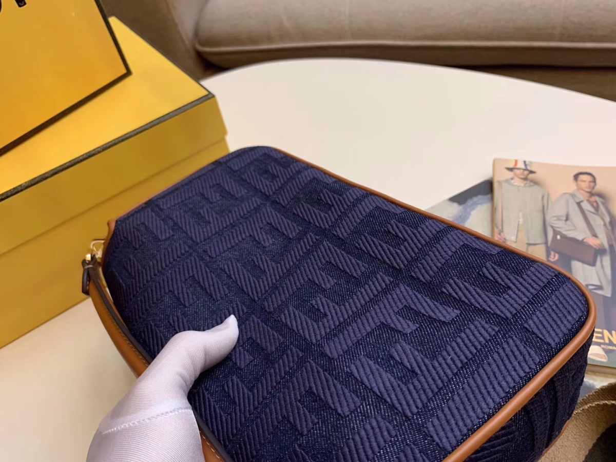Fendi Baguette Medium Bag In Blue Denim - Image 2