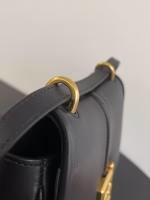 Fendi C¡¯mon Small Bag in Black Calfskin - Image 7