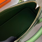 Hermes Bolide 1923 25 Handmade Bag In Vert Criquet Epsom Calfskin - Image 4