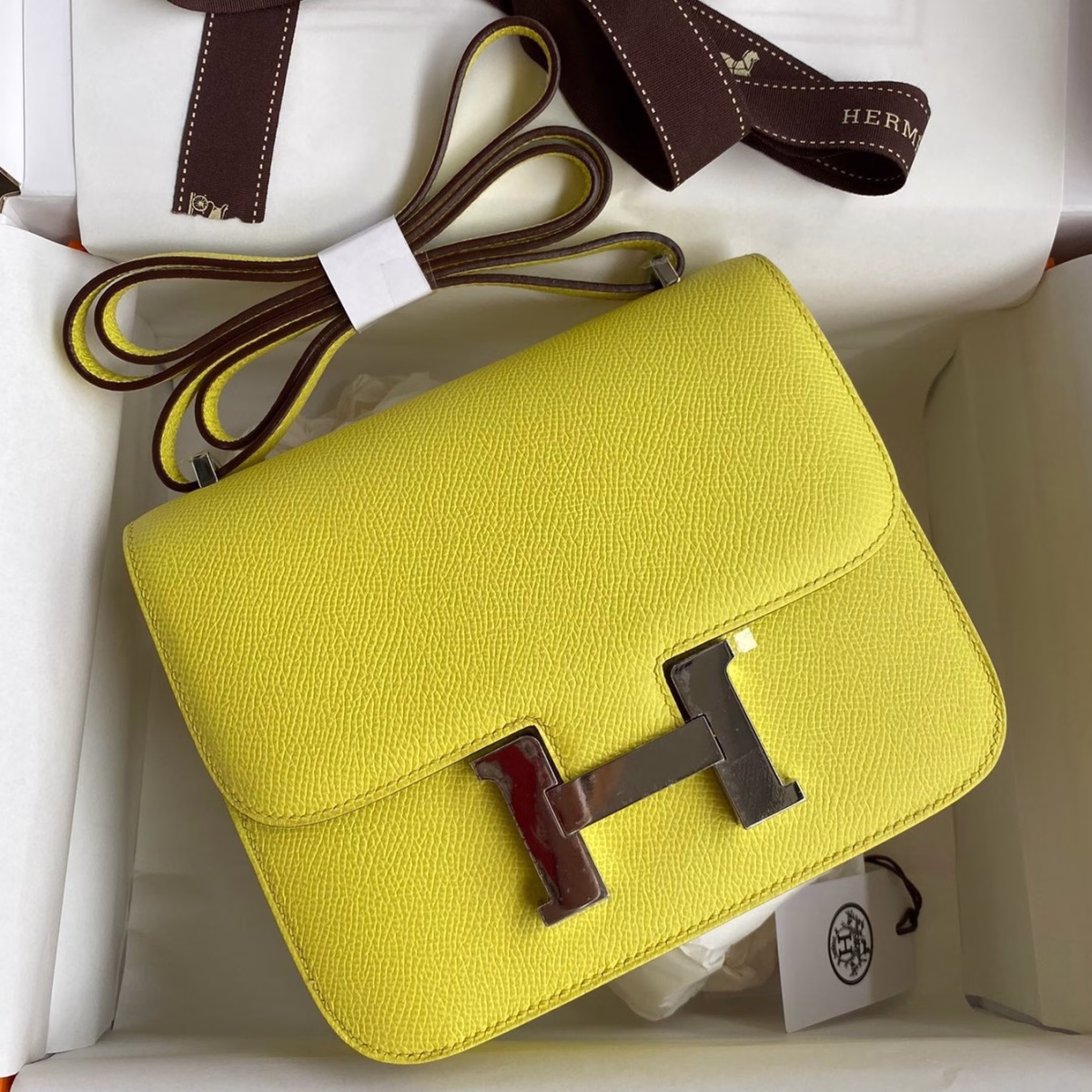 Hermes Constance 18 Handmade Bag In Lime Epsom Calfskin - Image 1