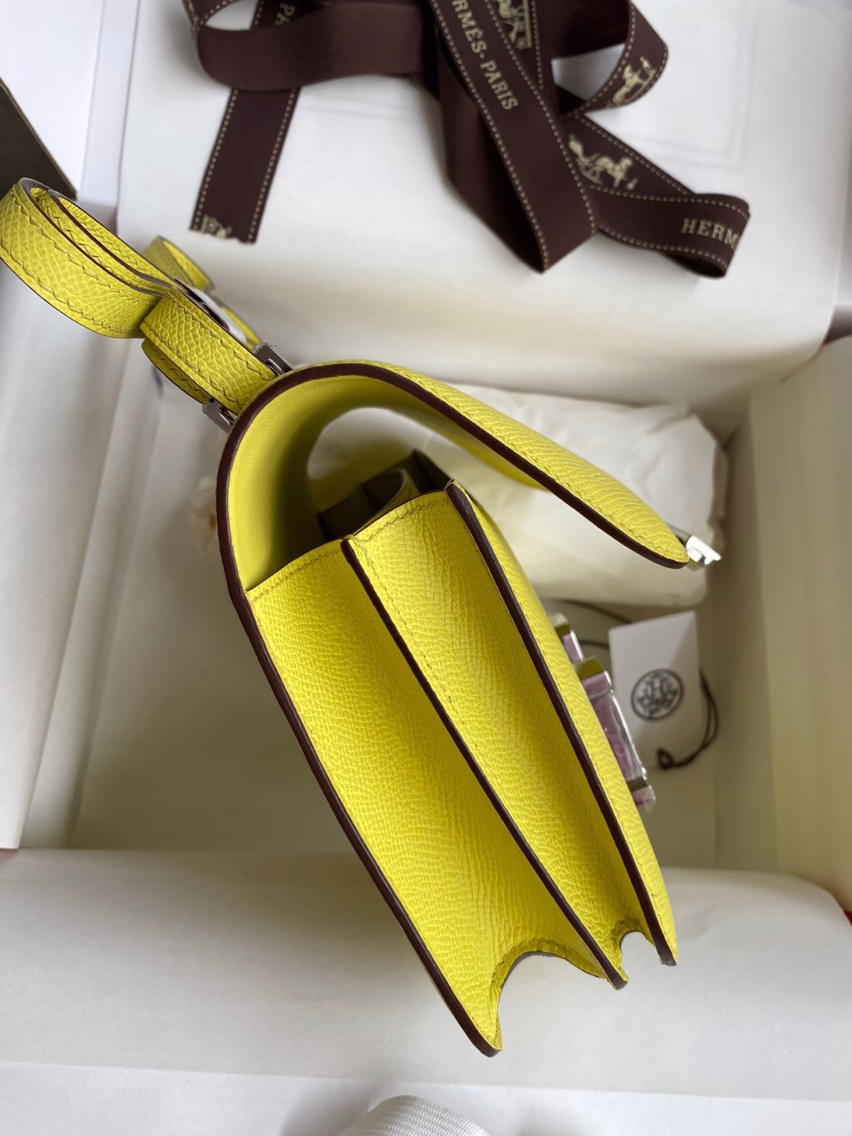 Hermes Constance 18 Handmade Bag In Lime Epsom Calfskin - Image 7