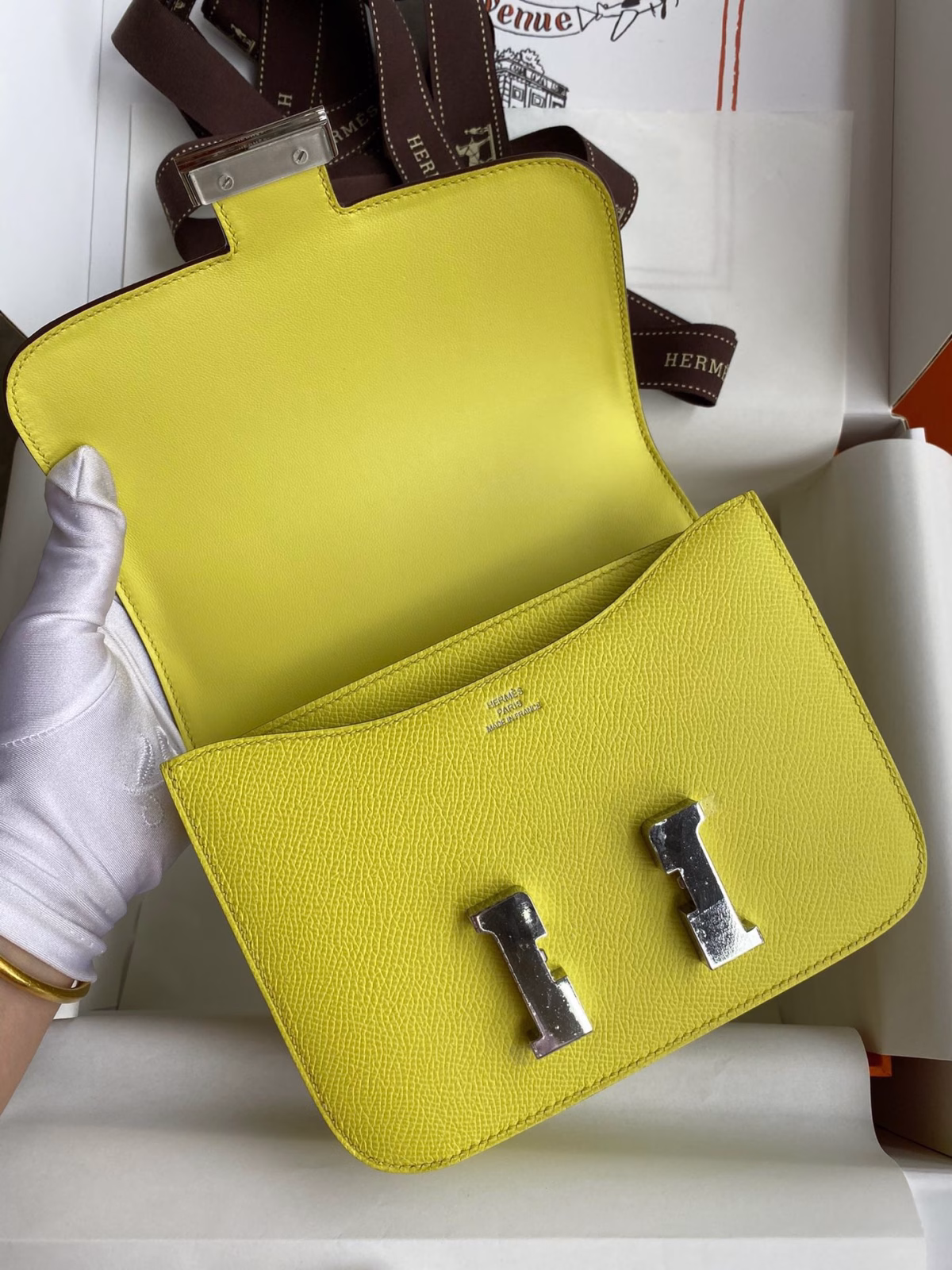 Hermes Constance 18 Handmade Bag In Lime Epsom Calfskin - Image 2