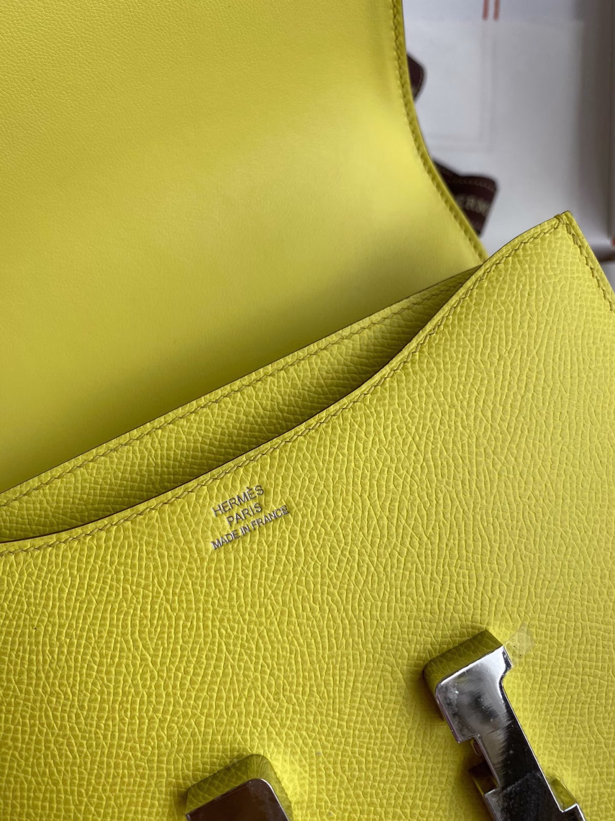 Hermes Constance 18 Handmade Bag In Lime Epsom Calfskin - Image 3