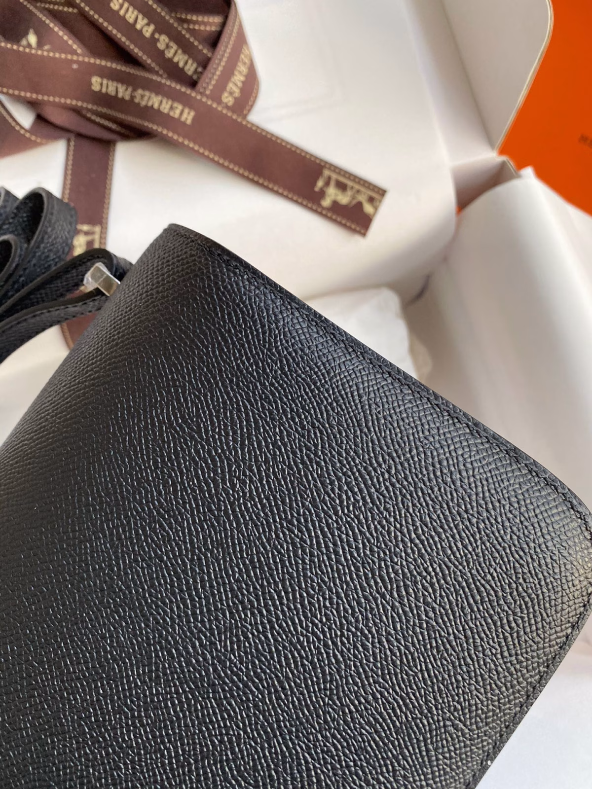 Hermes Constance 18 Handmade Bag In Black Epsom Calfskin - Image 2