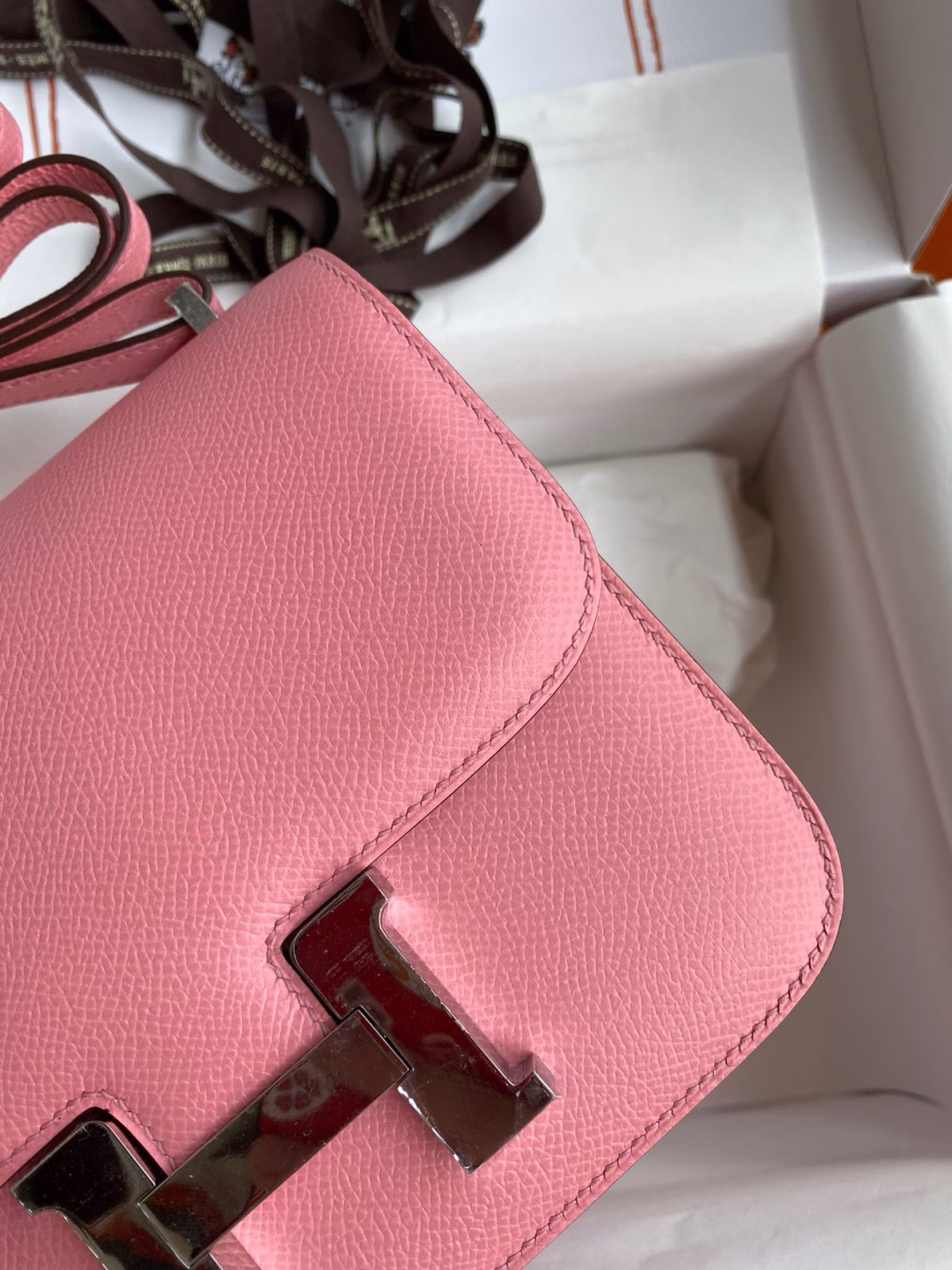 Hermes Constance 18 Handmade Bag In Rose Confetti Epsom Calfskin - Image 8
