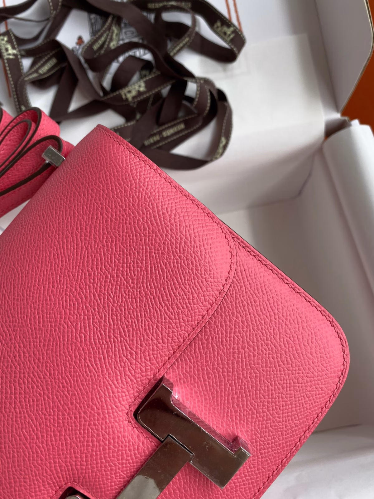 Hermes Constance 18 Handmade Bag In Rose Lipstick Epsom Calfskin - Image 7