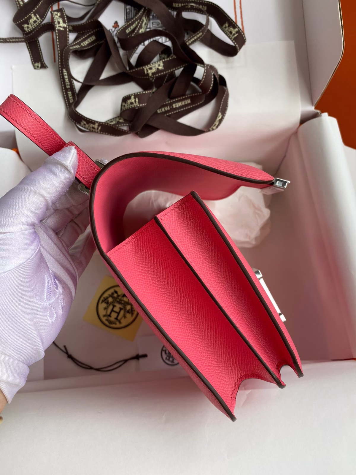 Hermes Constance 18 Handmade Bag In Rose Lipstick Epsom Calfskin - Image 2