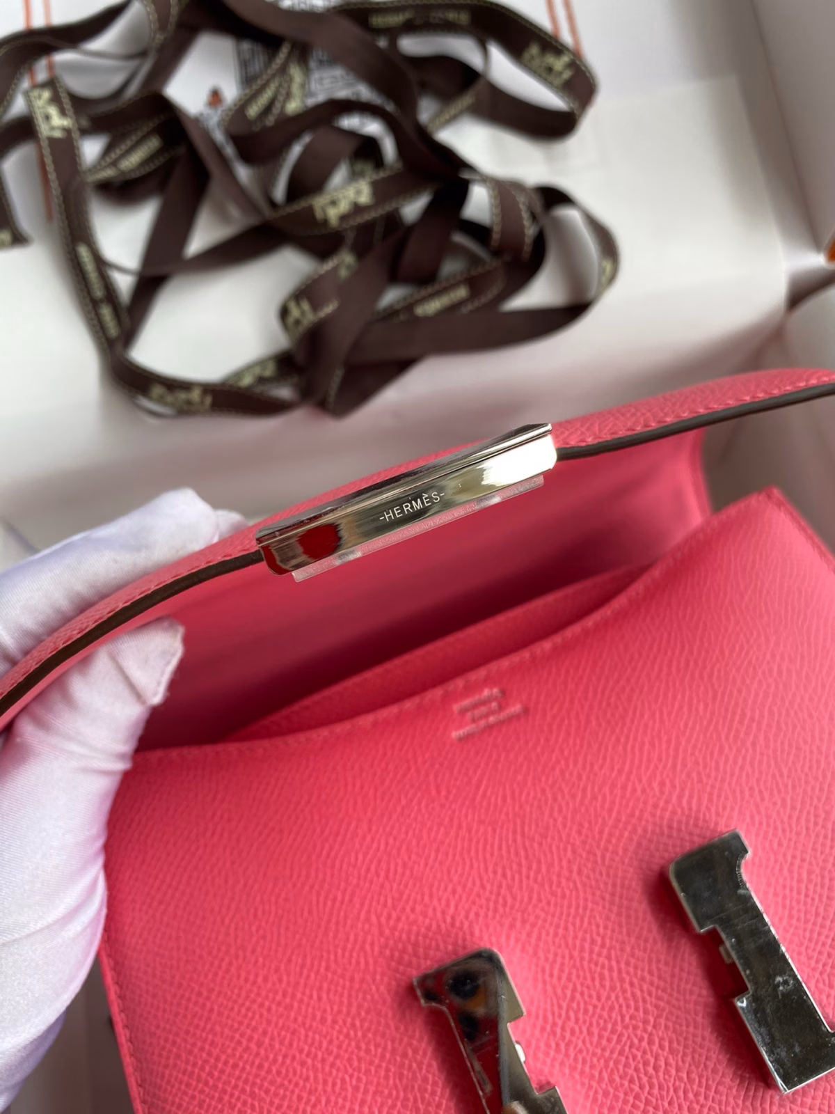 Hermes Constance 18 Handmade Bag In Rose Lipstick Epsom Calfskin - Image 5