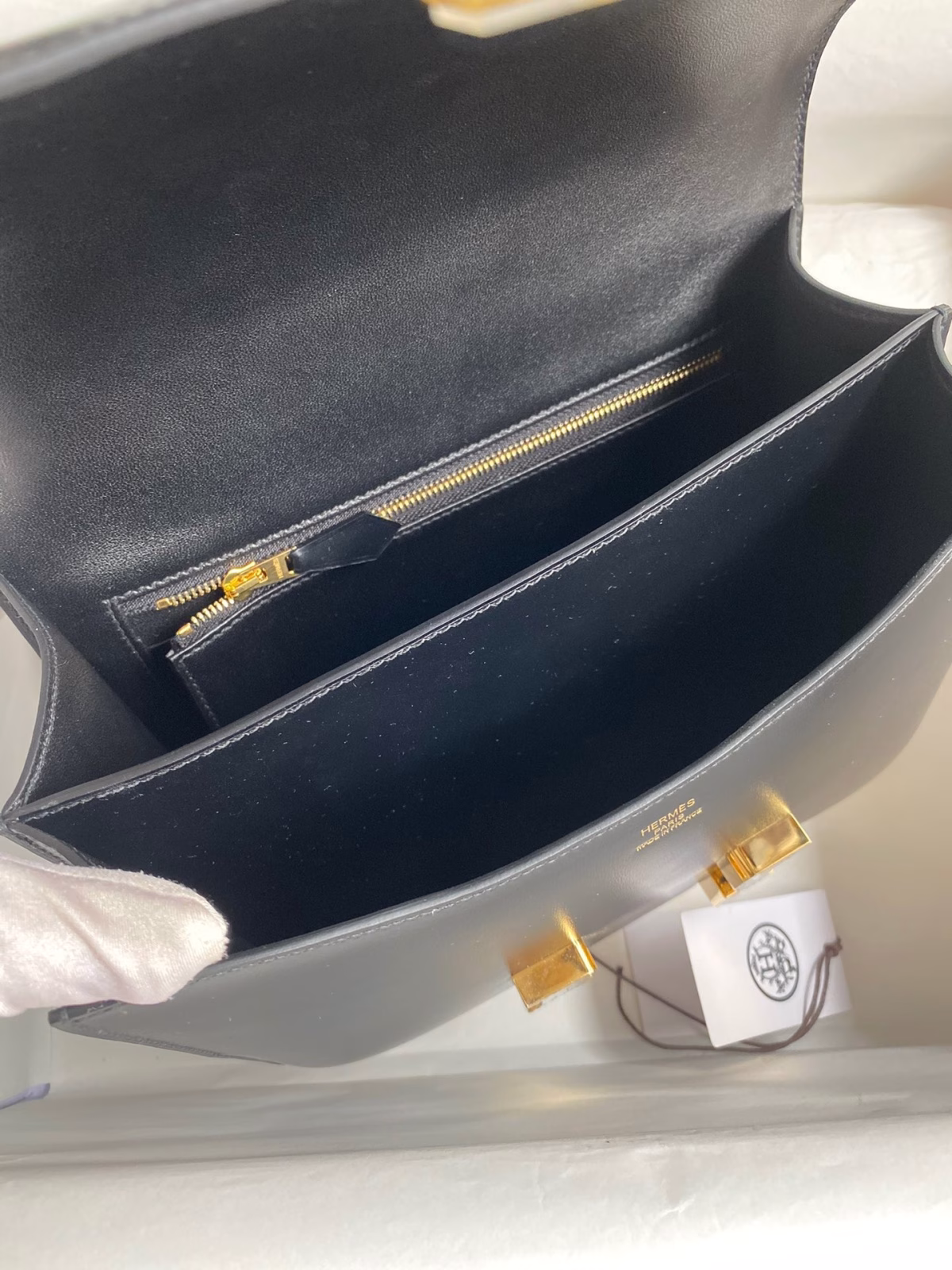 Hermes Constance 24 Handmade Bag In Black Box Calfskin - Image 4