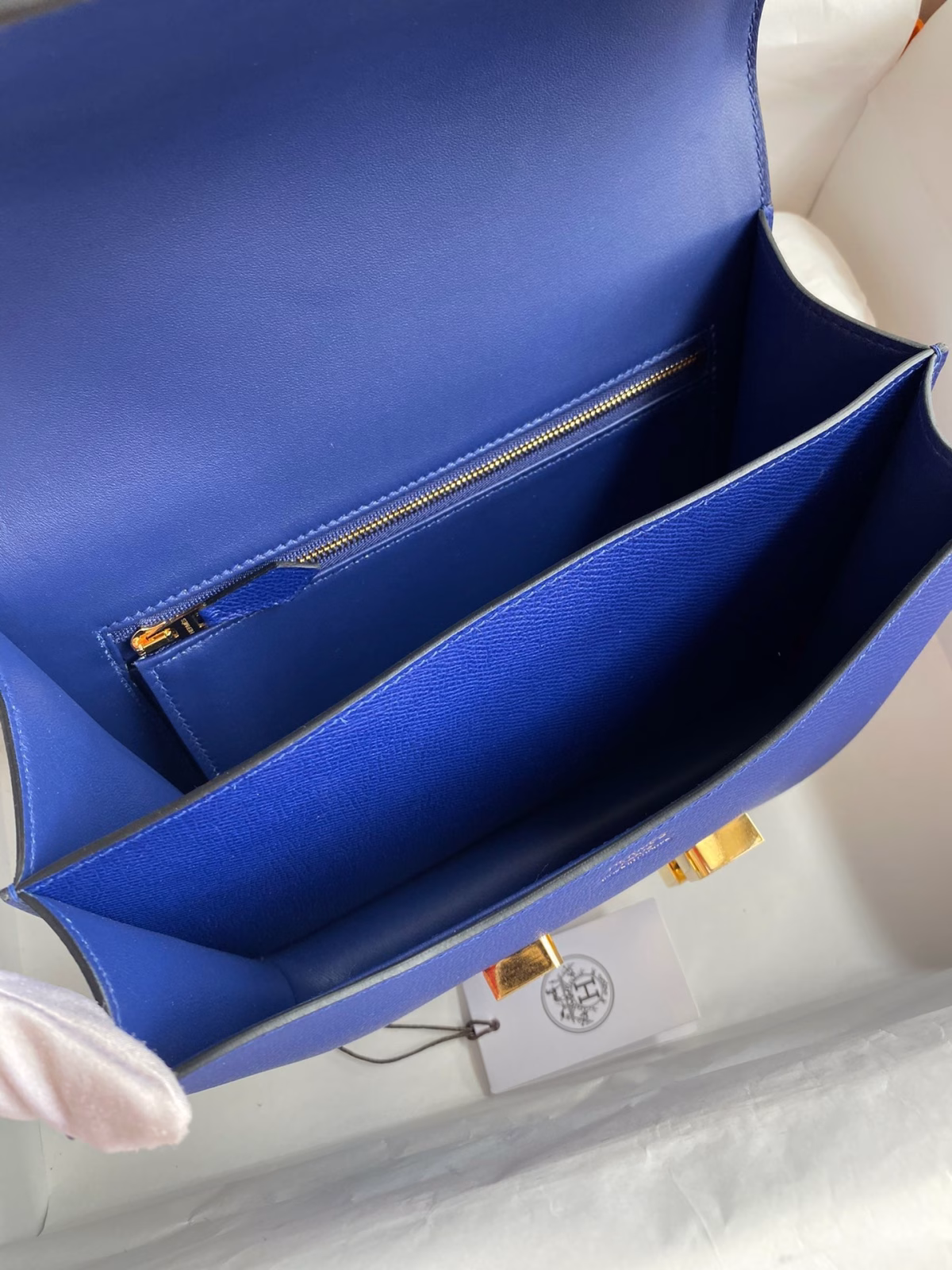 Hermes Constance 24 Handmade Bag In Blue Electric Epsom Calfskin - Image 5