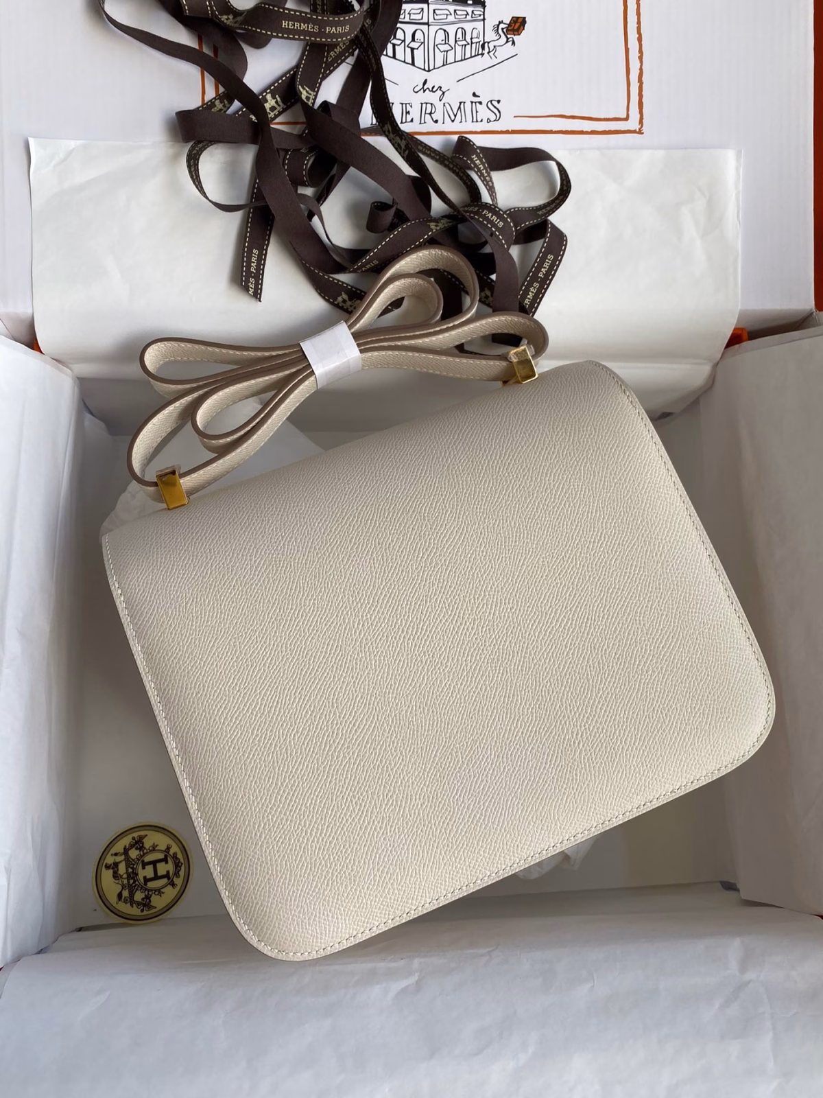 Hermes Constance 24 Handmade Bag In Craie Epsom Calfskin - Image 6