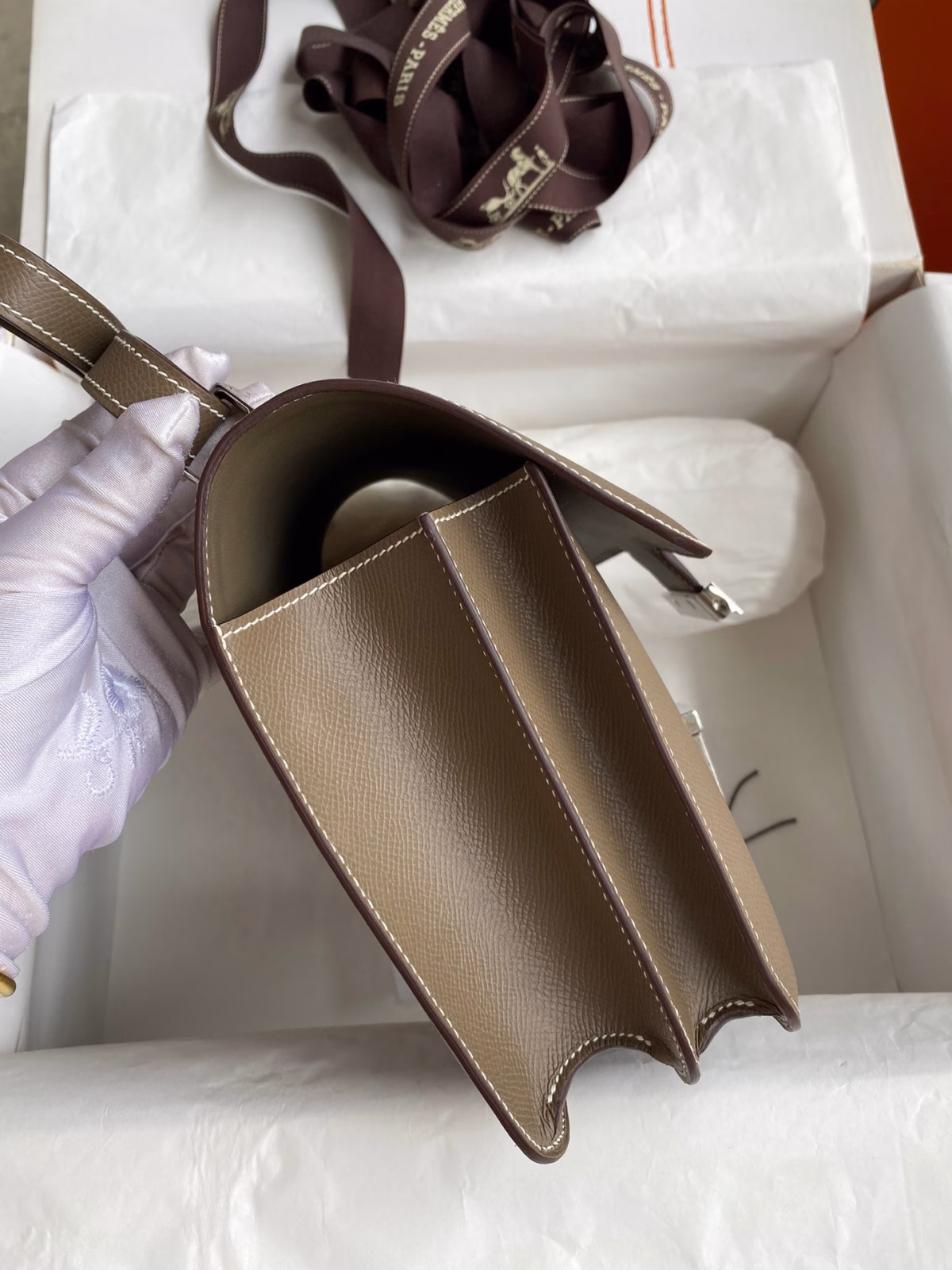 Hermes Constance 24 Handmade Bag In Taupe Epsom Calfskin - Image 7