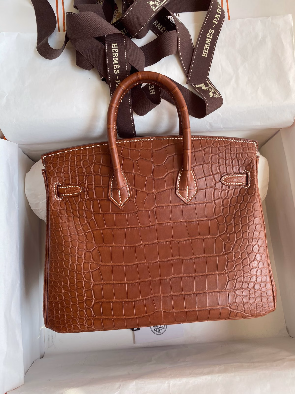Hermes Birkin 25 Retourne Handmade Bag In Gold Matte Alligator Leather - Image 6