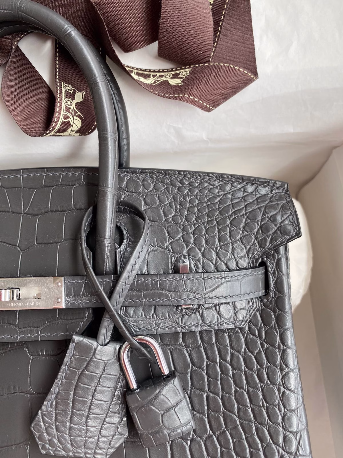 Hermes Birkin 25 Retourne Handmade Bag In Graphite Matte Alligator Leather - Image 7