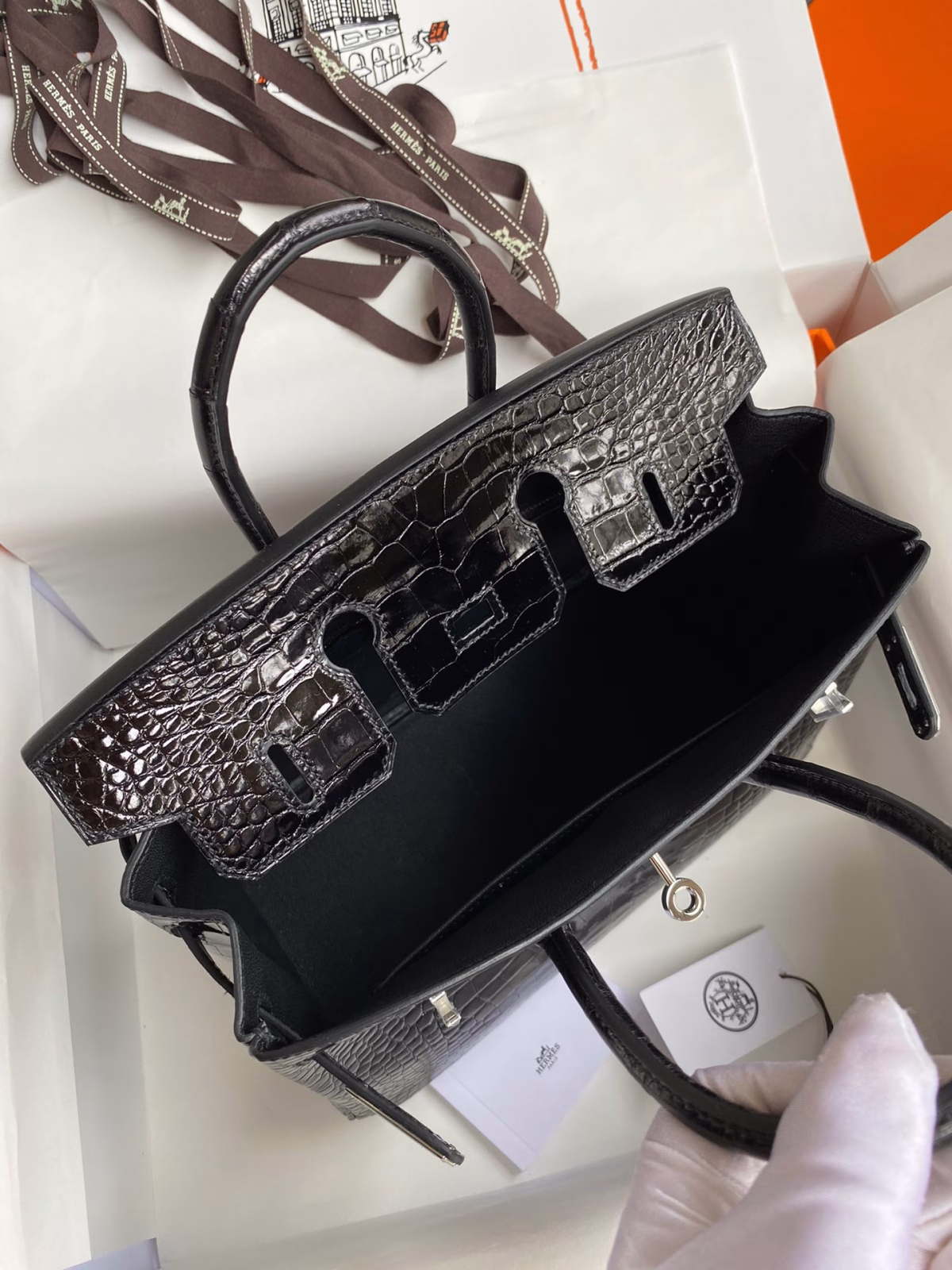 Hermes Birkin 25 Retourne Handmade Bag In Black Shiny Alligator Leather - Image 2