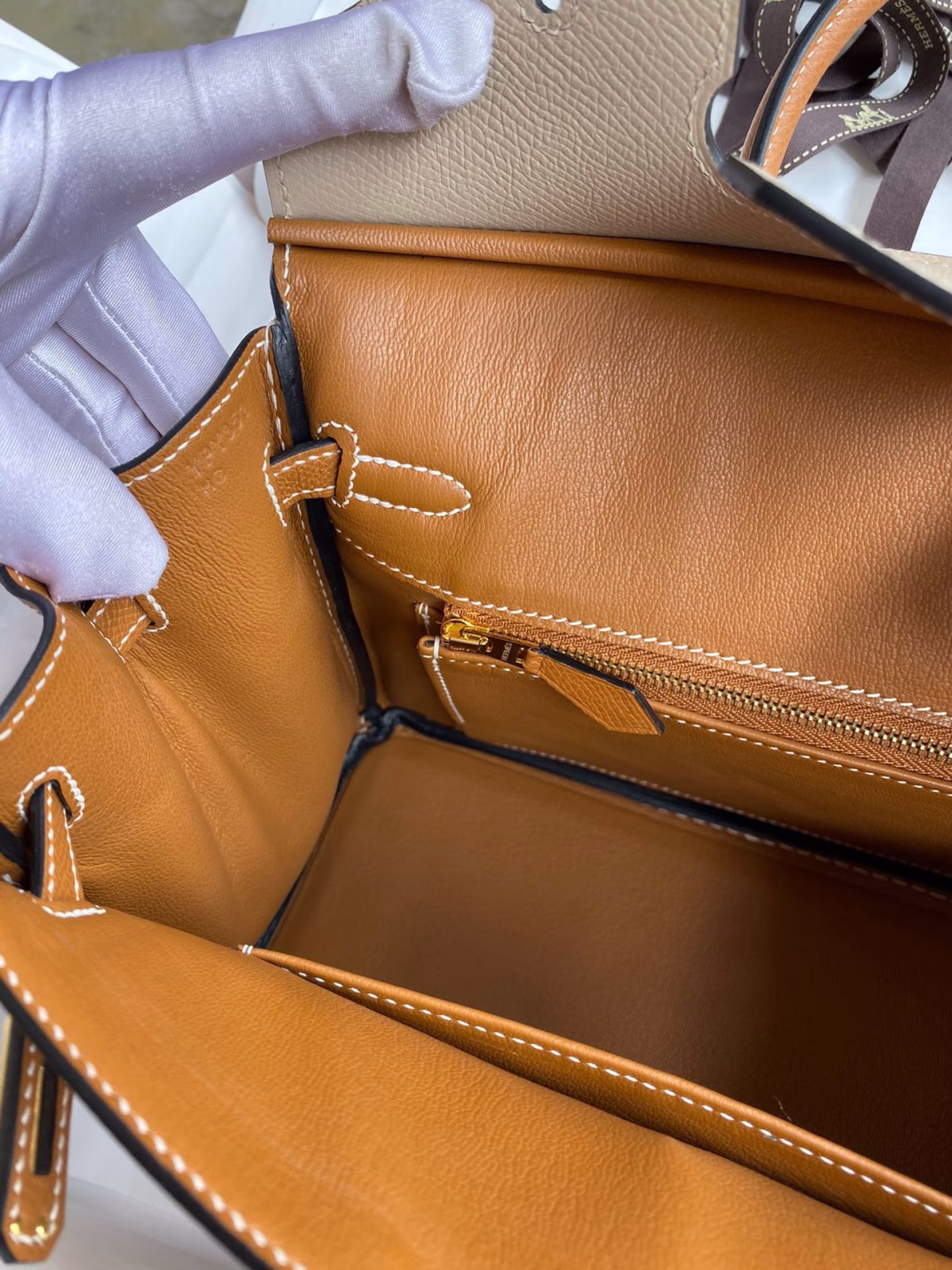 Hermes HSS Birkin 25 Bicolor Bag in Trench and Gold Epsom Calfskin - Image 5