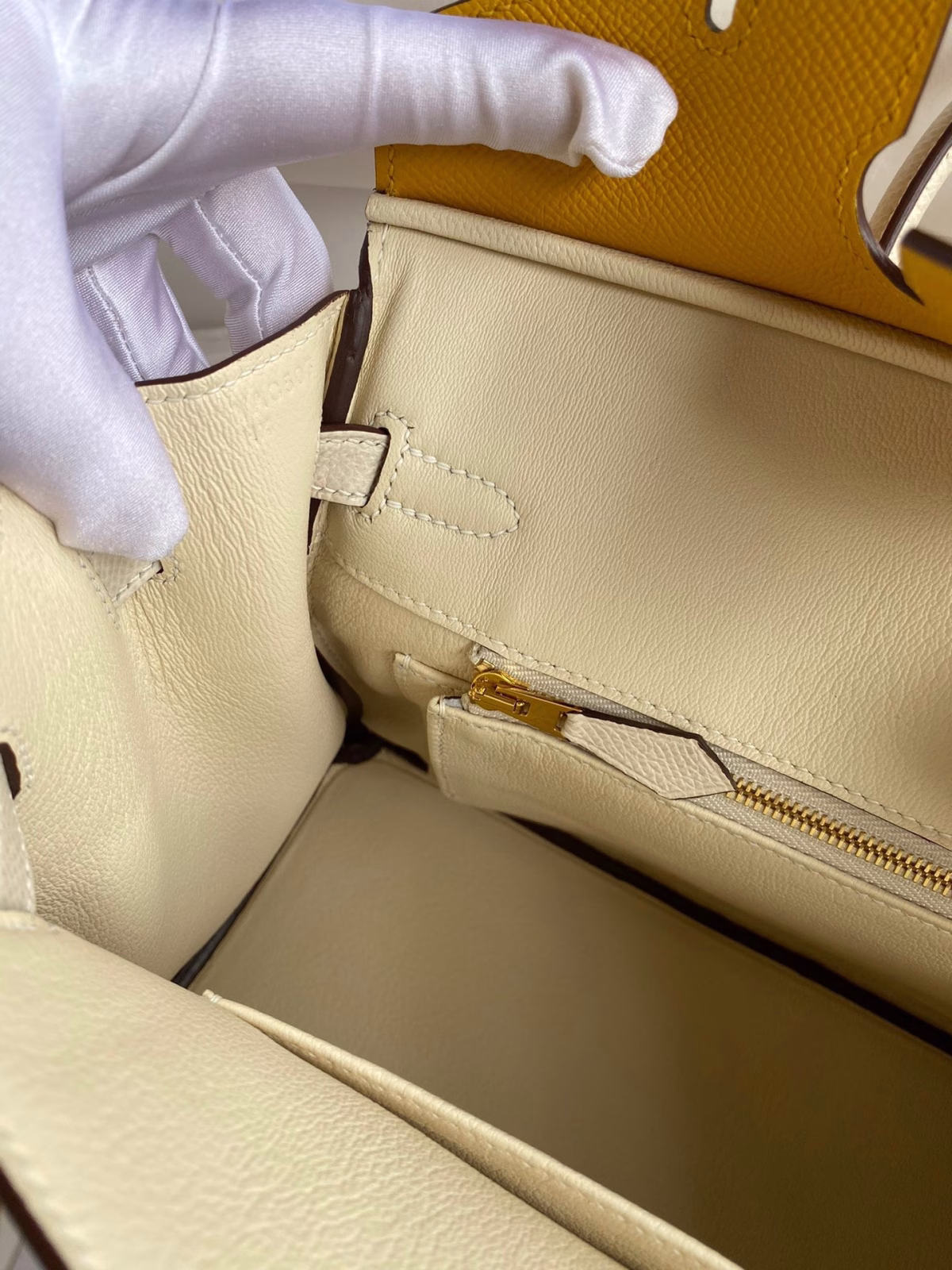 Hermes HSS Birkin 25 Bicolor Bag in Jaune d'or and Craie Epsom Calfskin - Image 5
