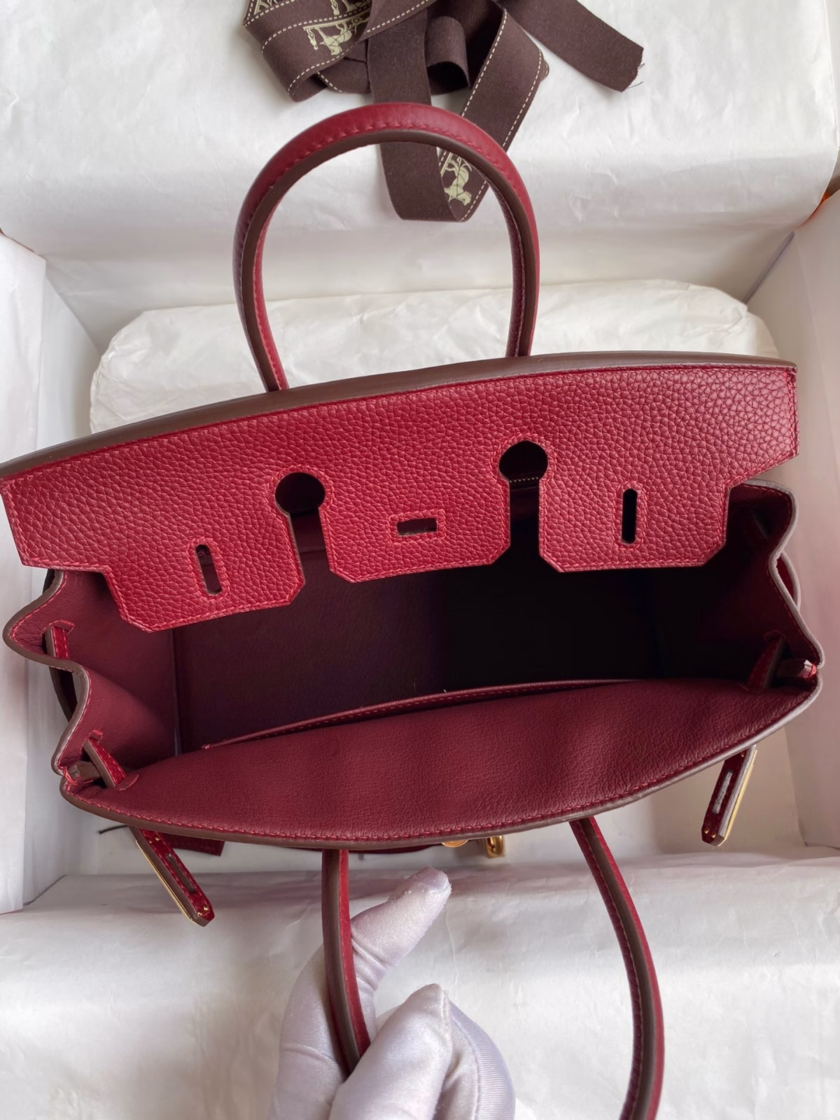 Hermes Birkin 25 Retourne Handmade Bag In Bordeaux Clemence Leather - Image 5